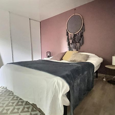 Le Grandthille Apartment Chalons en Champagne Luaran gambar